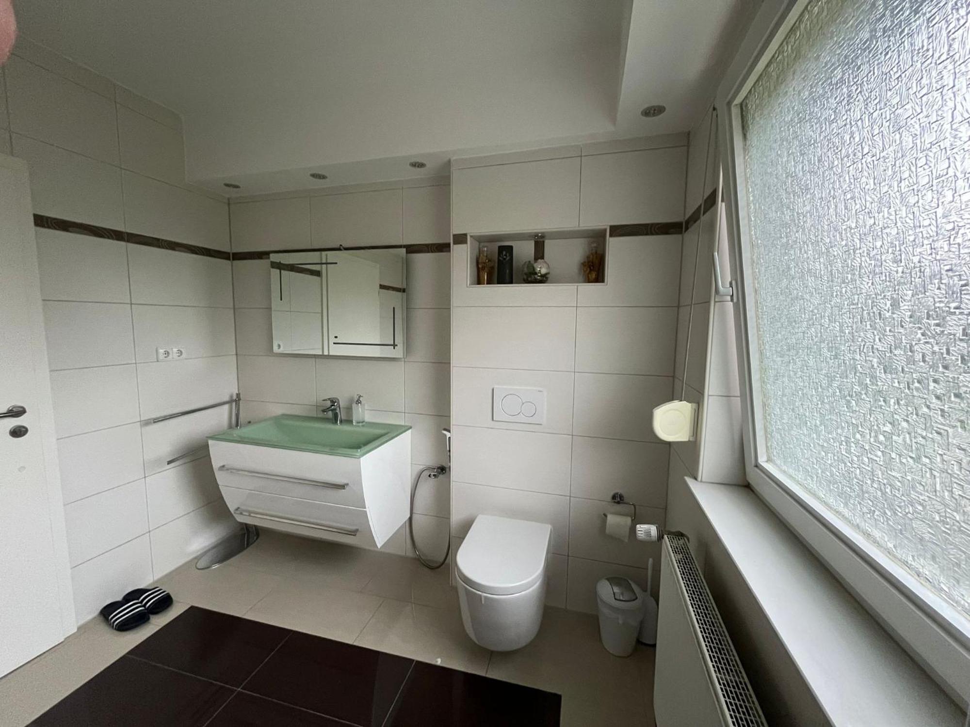 Schickes 110Qm Ferienhaus In Naehe Vw, Messe,Dez Und Orangerie Kassel Eksteriør bilde
