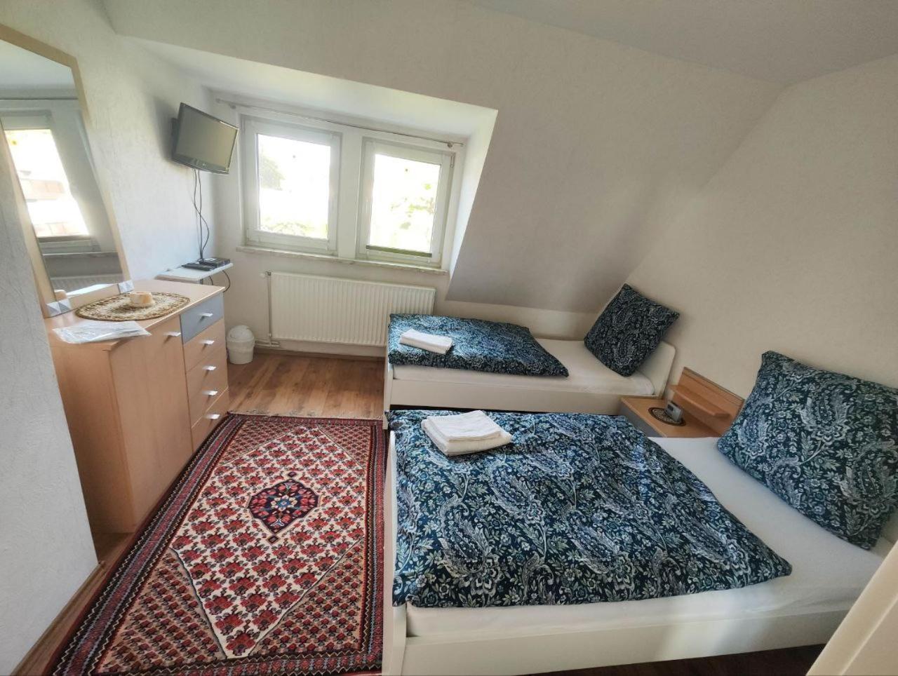 Schickes 110Qm Ferienhaus In Naehe Vw, Messe,Dez Und Orangerie Kassel Eksteriør bilde
